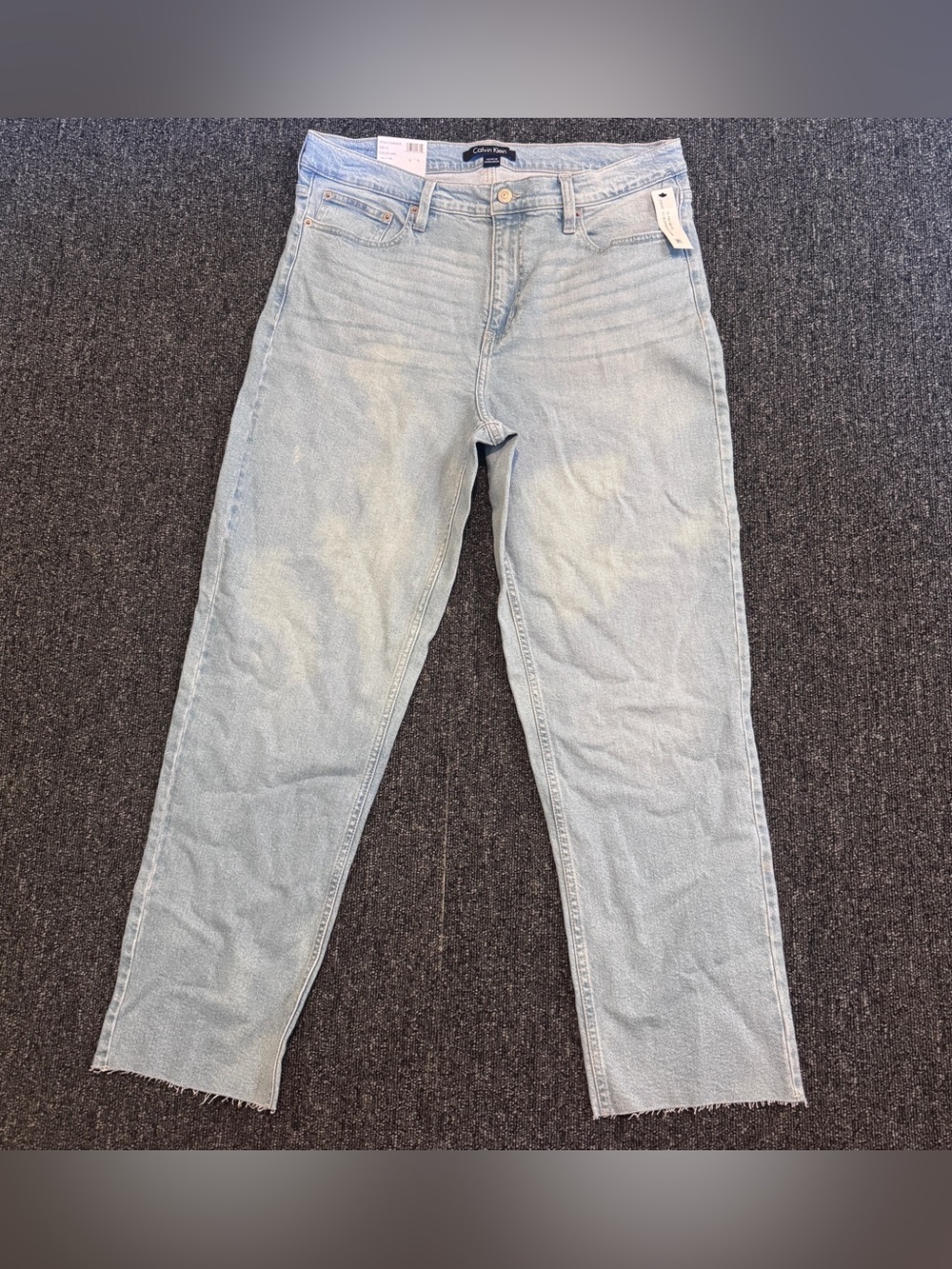NWT Calvin Klein Vintage Straight High Rise Jeans Size 14 Light‎ Wash Denim